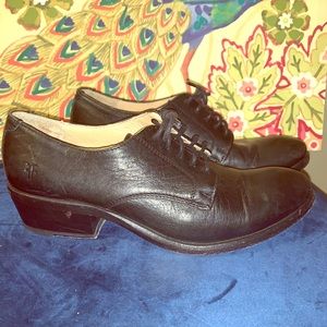 EUC FRYE Black Shooties Size 7.5